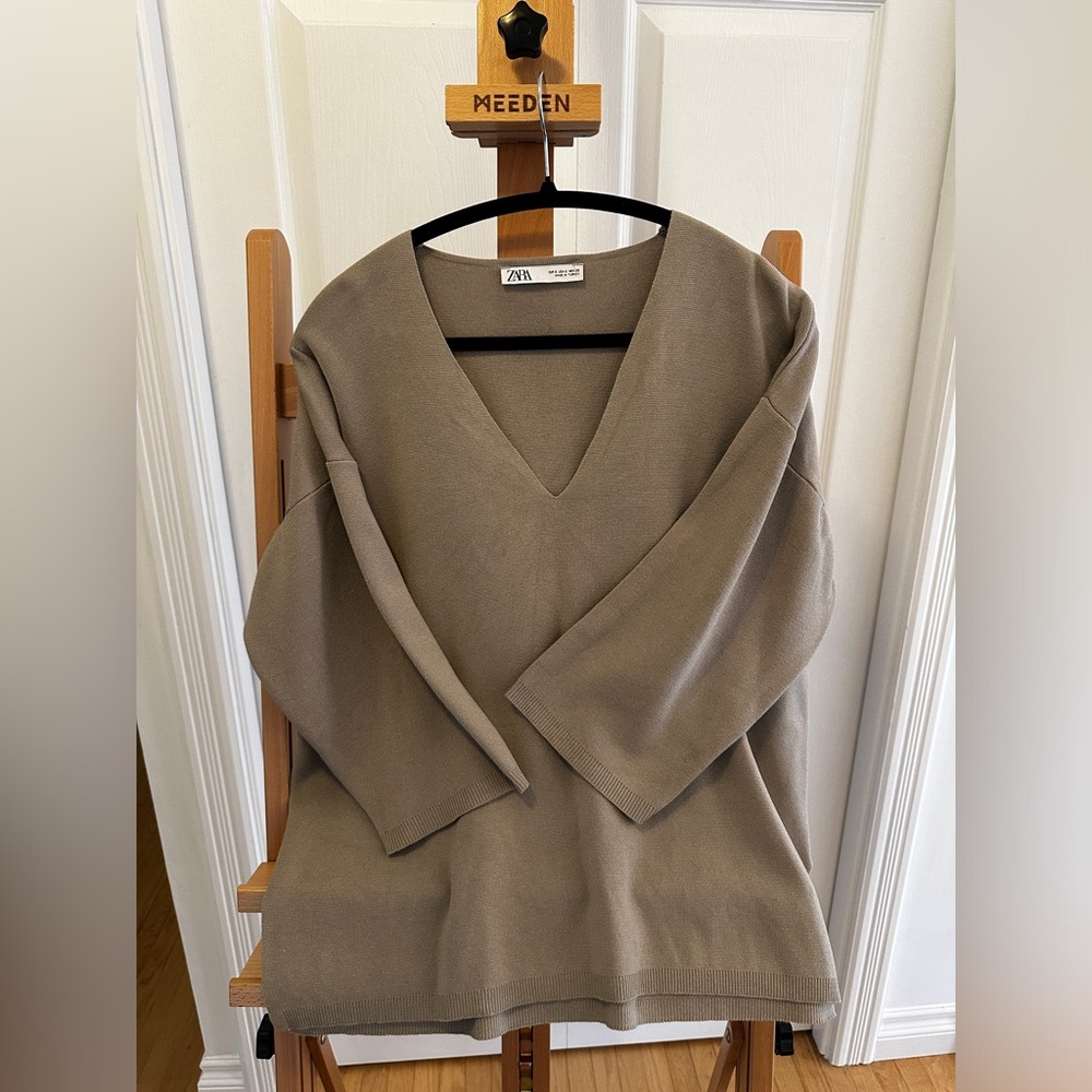 Zara Beige V-Neck Sweater / Tunic